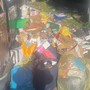 Viale Gambaro sommersa dai rifiuti dopo Natale, residenti furiosi: "Ennesimo fallimento del servizio di raccolta" Viale Gambaro sommersa dai rifiuti dopo Natale, residenti furiosi: "Ennesimo fallimento del servizio di raccolta"