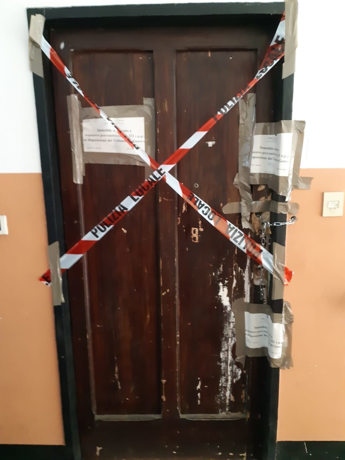 Intervento in Valpolcevera: sgombero di locali occupati e rimozione di veicoli abbandonati Intervento in Valpolcevera: sgombero di locali occupati e rimozione di veicoli abbandonati