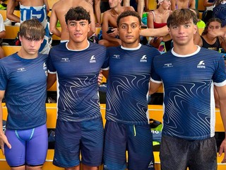 Staffetta 4*100 stile libero Ragazzi (da sx: Campodoni, Africano, Nadalin, Coltrioli)