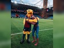 Spiderman Villardita si prende il "Ferraris" e condivide coi genoani il suo messaggio di solidarietà
