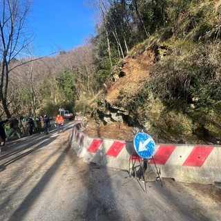 Rapallo, smottamento sulla strada per Montallegro: chiuso il tratto finale all’altezza del civico 202