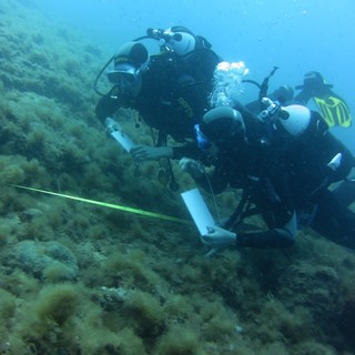 Arenzano, mina inesplosa in mare scoperta da un sub