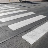 Donna di 50 anni investita mentre attraversa la strada a San Fruttuoso: trasportata in ospedale in codice giallo Donna di 50 anni investita mentre attraversa la strada a San Fruttuoso: trasportata in ospedale in codice giallo
