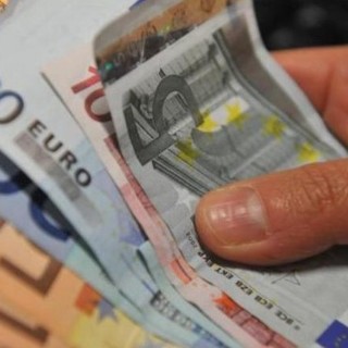 Da gennaio amara sorpresa in busta paga per molti lavoratori dipendenti: salta il &quot;bonus Renzi&quot;