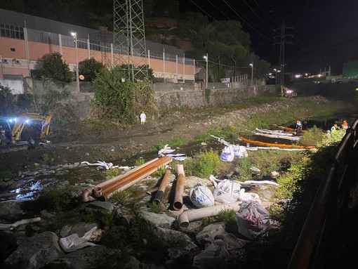 Pegli, incidente sul lavoro nel cantiere del Varenna, operaio ferito in codice giallo a Villa Scassi