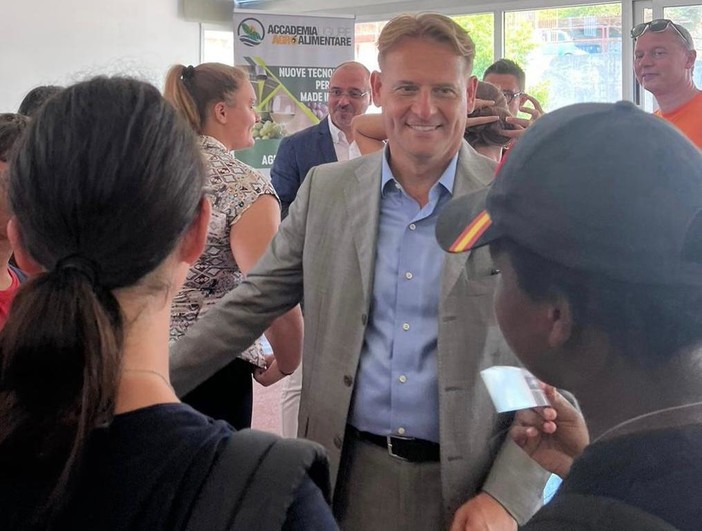 Urbanistica, dalla Regione 2 milioni per la progettazione. Scajola: "Risorse importanti per i Comuni"