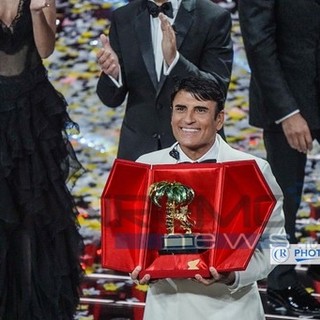 Festival di Sanremo, le organizzatrici del Lilith: “La canzone di Sal Da Vinci 'Per sempre sì' è cultura del possesso"