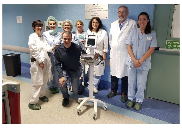 L'associazione "Giacomo Sintini" e il runner pietrese Maurizio Romeo al fianco del policlinico San Martino di Genova L'associazione "Giacomo Sintini" e il runner pietrese Maurizio Romeo al fianco del policlinico San Martino di Genova