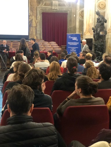 Nell'Aula Magna dell'Università di Genova il seminario 'Fare impresa sociale'