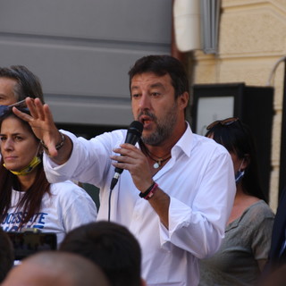 Loano, Salvini sulla sanità in Liguria: &quot;Se qualcuno parla di poltrone prima del voto manca di rispetto ai liguri&quot; (FOTO e VIDEO)