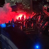 Per i tifosi di Genoa e Sampdoria si chiudono le porte del ‘Ferraris’: niente pubblico in casa e tre trasferte vietate Per i tifosi di Genoa e Sampdoria si chiudono le porte del ‘Ferraris’: niente pubblico in casa e tre trasferte vietate