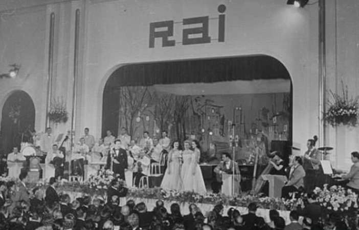 Il racconto del Festival e gli artisti liguri - Gli anni Cinquanta e Sessanta: dai pionieri alla Scuola Genovese Il racconto del Festival e gli artisti liguri - Gli anni Cinquanta e Sessanta: dai pionieri alla Scuola Genovese