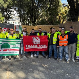 Sciopero improvviso nei cantieri della metro in città, edili in protesta per stipendi non pagati
