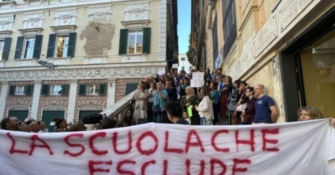 Genova, nuovo presidio per una scuola "pubblica e inclusiva": venerdì 2 ottobre in Prefettura Genova, nuovo presidio per una scuola "pubblica e inclusiva": venerdì 2 ottobre in Prefettura
