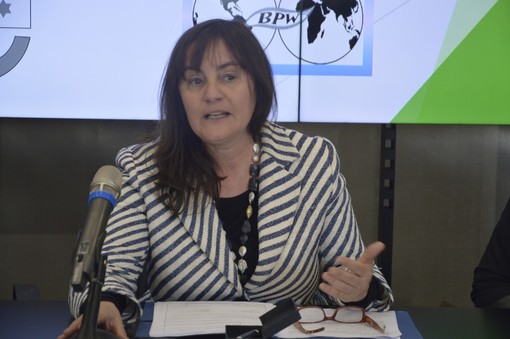 Viale: "Siamo reduci da un periodo di picco emergenziale, ma in caso di ripresa dei focolai sarà necessario richiudere" Viale: "Siamo reduci da un periodo di picco emergenziale, ma in caso di ripresa dei focolai sarà necessario richiudere"