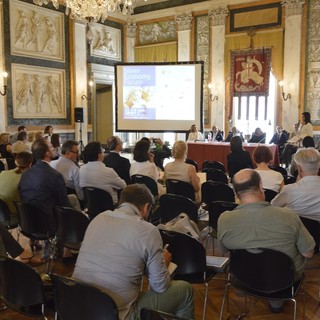 Genova capitale europea dell'invecchiamento attivo: con la Silver Economy si cresce