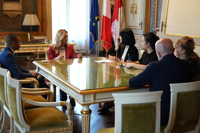 La Sindaca Silvia Salis riceve a Palazzo Tursi l'Ambasciatrice del Vietnam Nguyen Phuong Ahn La Sindaca Silvia Salis riceve a Palazzo Tursi l'Ambasciatrice del Vietnam Nguyen Phuong Ahn