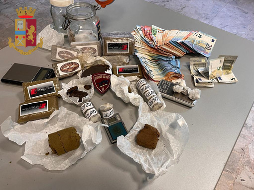 Marassi, in casa un chilo e mezzo di cannabis: arrestato 23enne