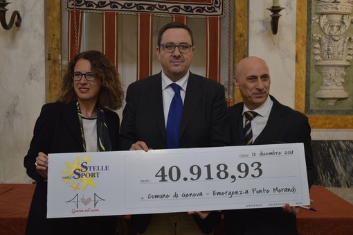 Stelle nello Sport consegna al Comune 40 mila euro per le vittime del Morandi