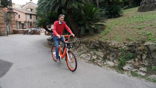 Santa Margherita Ligure testa la nuova bici a pedalata assistita di Mobike
