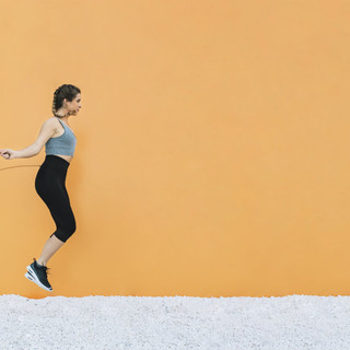 Come sviluppare la resistenza e la capacità respiratoria . Alla scoperta dei benefici di saltare la corda con Fab SMS