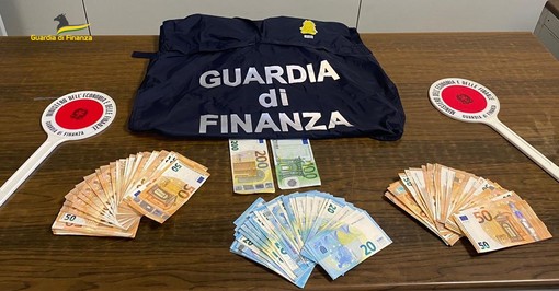 Prestiti con tasso del 500%, la Gdf arresta un uomo e sequestra 6mila euro, vittima un mediatore immobiliare Prestiti con tasso del 500%, la Gdf arresta un uomo e sequestra 6mila euro, vittima un mediatore immobiliare