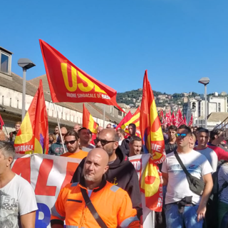 Sciopero dei lavoratori del Gruppo Unipol contro il rientro obbligatorio dal lavoro agile Sciopero dei lavoratori del Gruppo Unipol contro il rientro obbligatorio dal lavoro agile