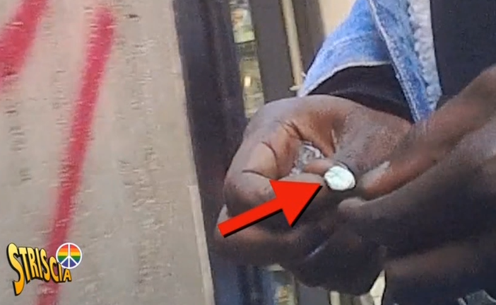 Spaccio nei vicoli, l'assessore Viale: "Problema della droga si estirpa con misure culturali e certezza della pena" Spaccio nei vicoli, l'assessore Viale: "Problema della droga si estirpa con misure culturali e certezza della pena"