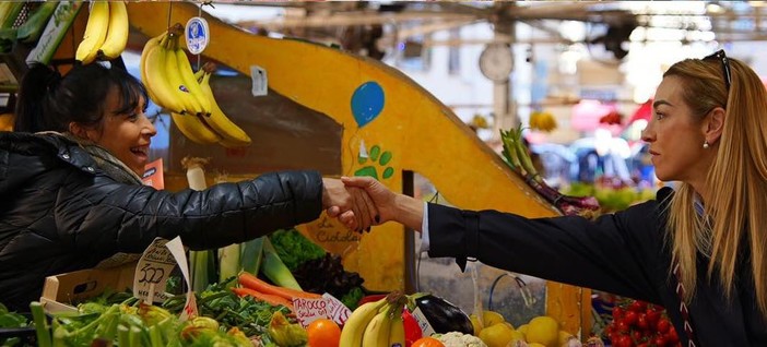 Elezioni comunali, commercio di vicinato al centro del programma per Silvia Salis: “Genova riparte dai quartieri”