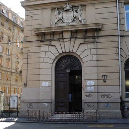 Odore di gas in piazza Martinez, ingresso posticipato per gli studenti della scuola 'Marconi'