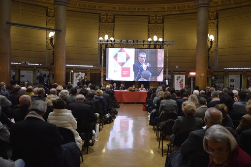 Congresso Legacoop, presentato il nuovo presidente e lo studio su Genova dopo il dramma Morandi Congresso Legacoop, presentato il nuovo presidente e lo studio su Genova dopo il dramma Morandi