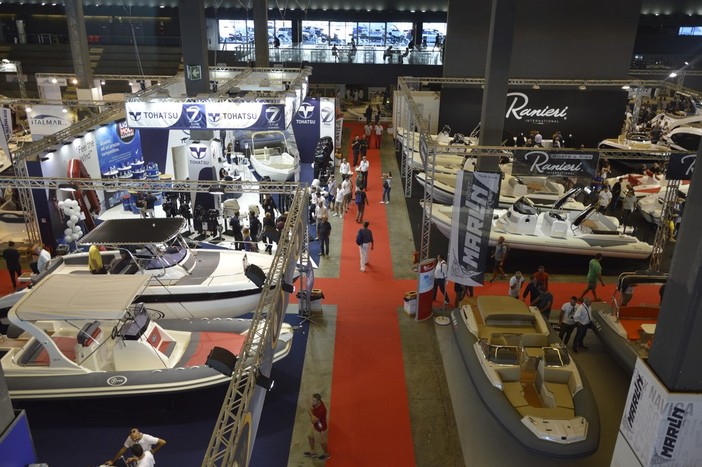 Salone Nautico, Toti: "Non si trova una camera d'albergo in tutta la provincia, segno di Italia che vuole ripartire" (VIDEO)