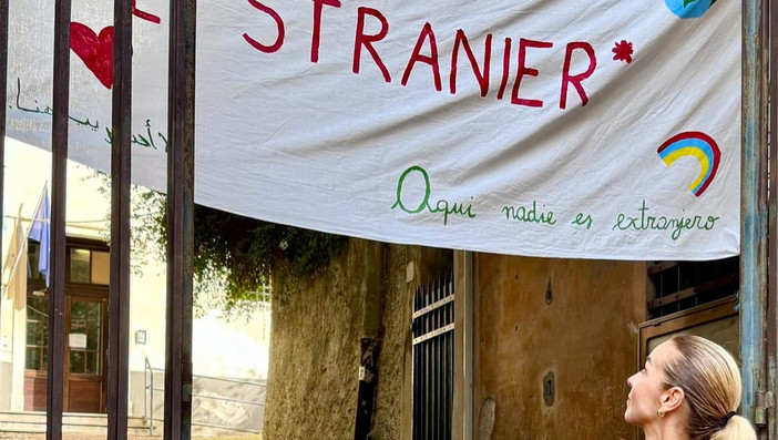 Caso Daneo, Sasso (FnV) attacca Salis: "Striscione è propaganda, Valditara mandi gli ispettori" Caso Daneo, Sasso (FnV) attacca Salis: "Striscione è propaganda, Valditara mandi gli ispettori"