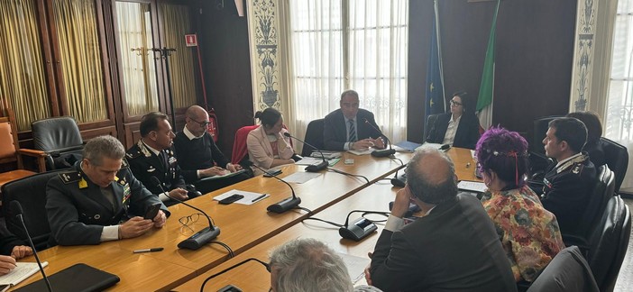 Truffe finanziarie, scatta il coordinamento regionale: prima riunione in Prefettura