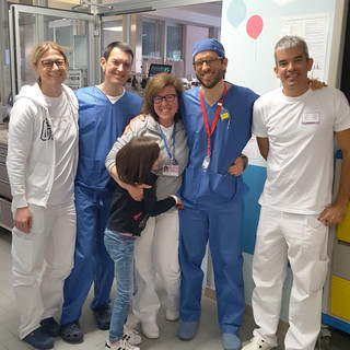 Genova, bimba di 10 anni salvata da autotrapianto polmonare al Gaslini