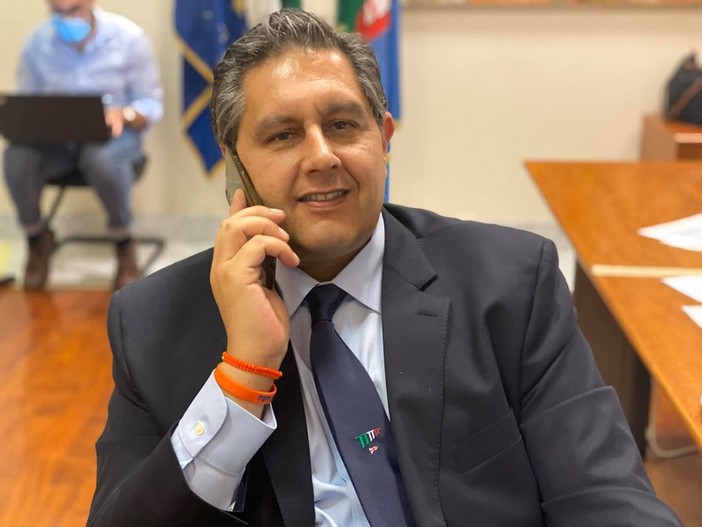 Coronavirus, Toti: "La Liguria si prepara alla fase 2. La Regione riparte solo con le sue imprese"