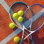 Molesta le allieve dopo le lezioni, ai domiciliari un maestro di tennis