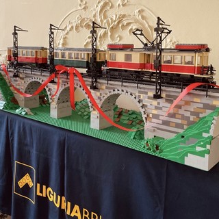 Il trenino Genova Casella ricostruito coi mattoncini LEGO