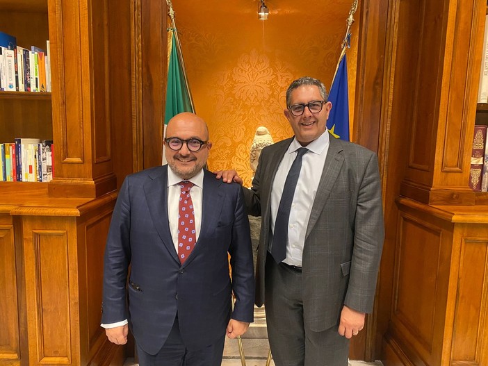 Toti incontra il ministro della cultura Gennaro Sangiuliano: "Dialogo su Gallinara e musei genovesi"