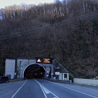 Lavori al Tunnel delle Ferriere: braccio di ferro sulla chiusura tra Città Metropolitana e Anas. Per il momento ancora nessuno la spunta