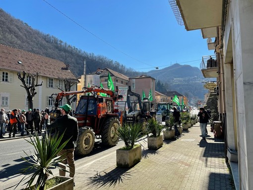 50 trattori in strada a Rossiglione, per Cia si teme effetto valanga dopo la peste suina
