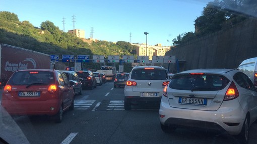 Incidente sull'A26: 7 km di coda in direzione Genova