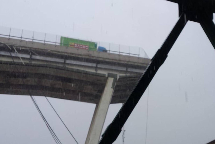 Ponte Morandi, nessun rischio prescrizione fino al 2032: per gli omicidi i termini arrivano al 2036 Ponte Morandi, nessun rischio prescrizione fino al 2032: per gli omicidi i termini arrivano al 2036