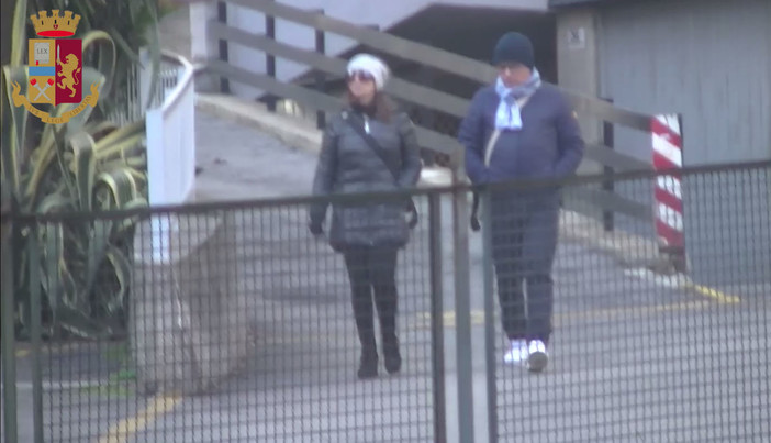 In manette banda di truffatori: prendevano di mira gli anziani In manette banda di truffatori: prendevano di mira gli anziani