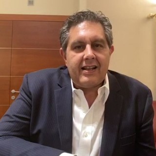 Coronavirus, Toti: "Ancora dati da zona gialla e lo scenario di rischio cala. Vaccini: pronti per la nuova fase"