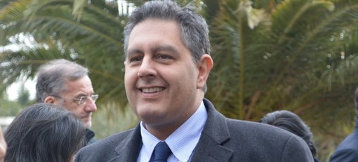 Scuole chiuse e disagi, l'appello di Toti: &quot;Care famiglie, vi capisco e sono dalla vostra parte&quot;