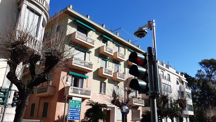 Santa Margherita Ligure: furto di un roll container, denunciati due uomini