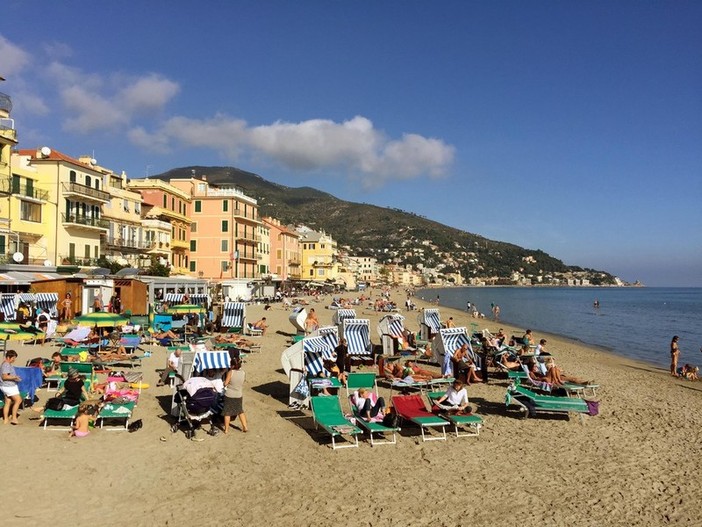 Liguria, ponte del Primo Maggio verso il "sold out": prenotazioni al 90%
