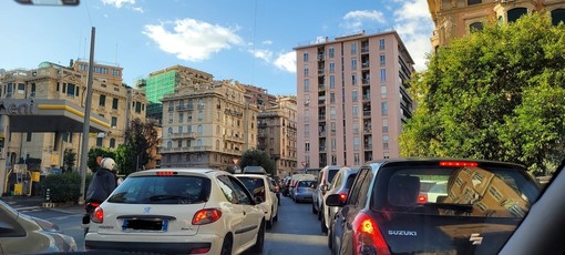 Salone Nautico e caos mobilità, Pd: "Da Bucci passerella sulla schiena dei genovesi"