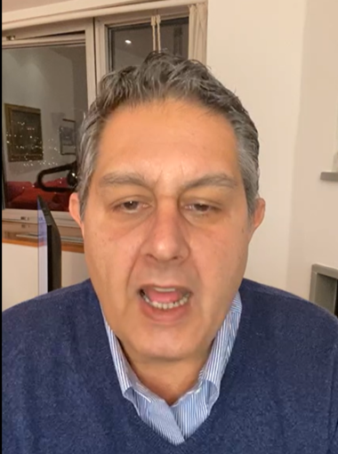 Toti in diretta: "Sarà l'ultimo Natale che passeremo così, arriva il vaccino"